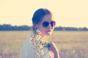 girl-flowers-girl-with-daisies-and-shades-for-mothering-article